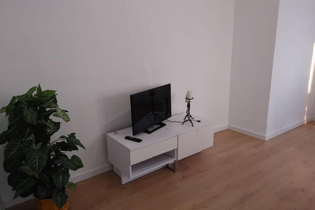 Aitana Apartment Fortaleny Exterior photo
